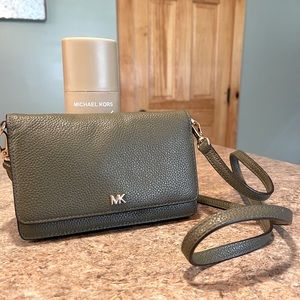 Michael Kors crossbody